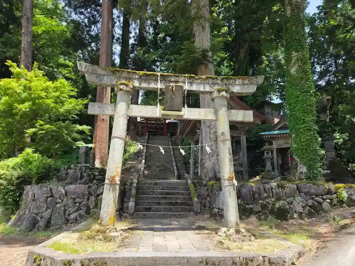 巣守神社(新潟県)