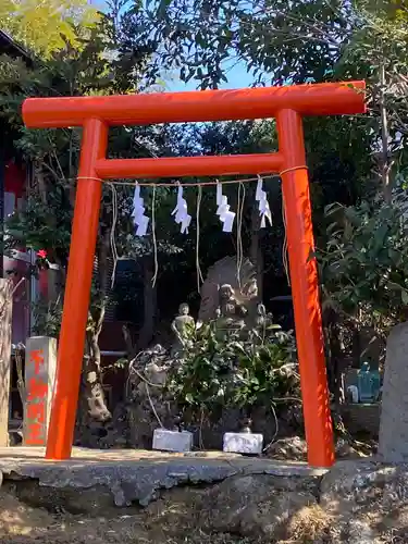 横浜御嶽神社の末社・摂社
