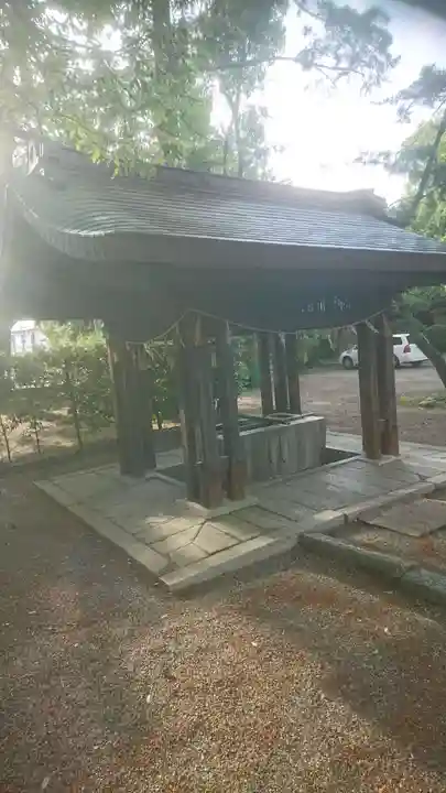 立坂神社の手水舎