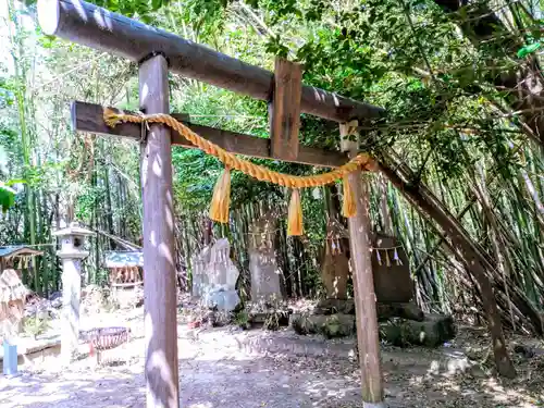 御嶽神社の鳥居