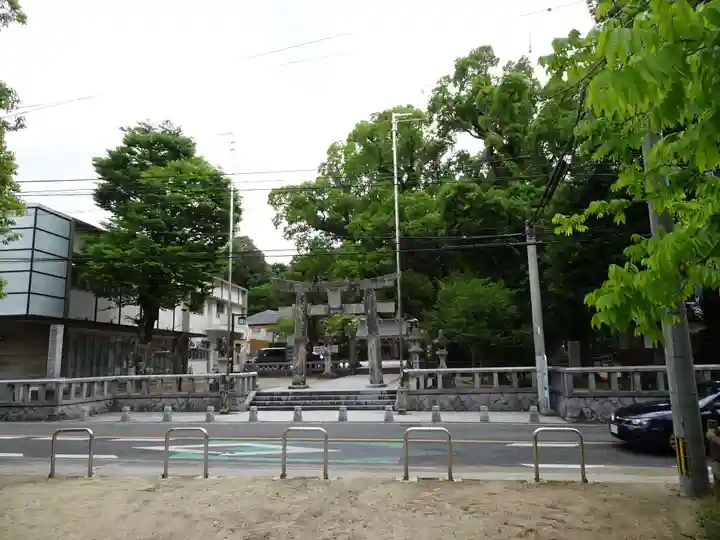 春日神社の周辺