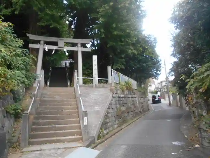 中里神社の鳥居