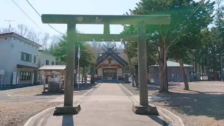 石山神社の鳥居