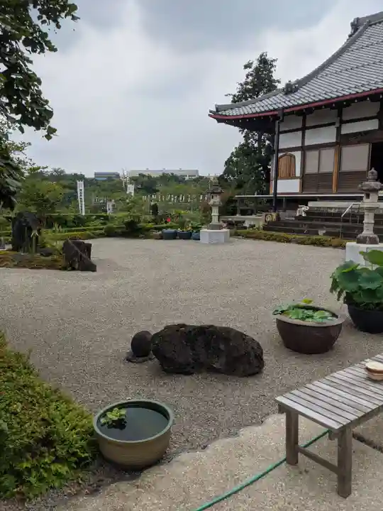 小山寺の庭園