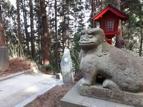 御賀八幡宮の狛犬