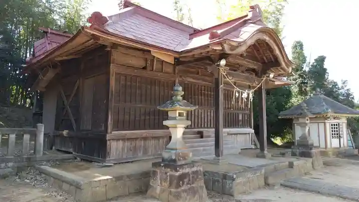 須賀神社の本殿・本堂