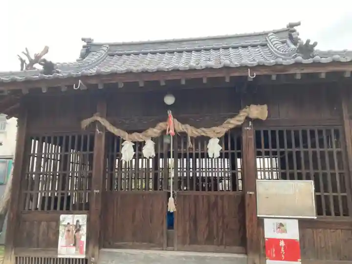 素鵞神社の本殿・本堂
