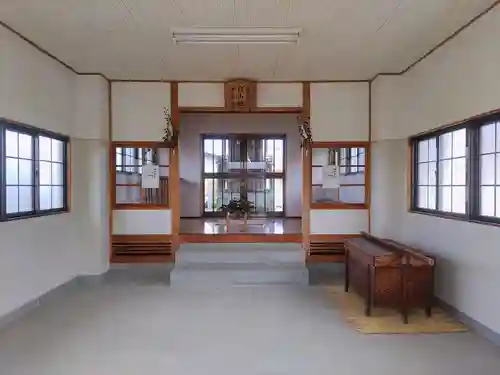 白山社の本殿・本堂
