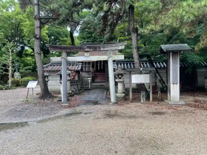 御剱八幡宮の鳥居