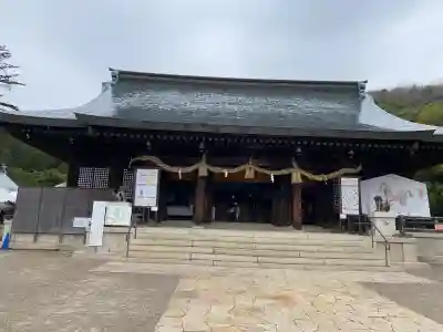 吉備津彦神社の{uncategorized: "未分類", other: "その他", undefined: "問題あり", building: "その他建物", grave: "お墓", sacred_gate: "鳥居", guardian: "狛犬", statue: "像", buddha: "仏像", history: "歴史", nature: "自然", garden: "庭園", animal: "動物", pagoda: "塔", temizu: "手水舎", mountain_gate: "山門・神門", sanctuary: "本殿・本堂", subordinate: "末社・摂社", art: "芸術", scenery: "景色", jizo: "地蔵", ema: "絵馬", goshuin: "御朱印", omikuji: "おみくじ", items: "授与品その他", amulet: "お守り", goshuincho: "御朱印帳", eats: "食事", festival: "お祭り", votive_dance: "神楽", shichigosan: "七五三参", wedding: "結婚式", experience: "体験その他", initially: "初詣", around: "周辺", anti_infection: "感染症対策"}