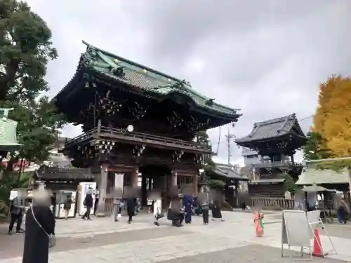 題経寺（柴又帝釈天）の{uncategorized: "未分類", other: "その他", undefined: "問題あり", building: "その他建物", grave: "お墓", sacred_gate: "鳥居", guardian: "狛犬", statue: "像", buddha: "仏像", history: "歴史", nature: "自然", garden: "庭園", animal: "動物", pagoda: "塔", temizu: "手水舎", mountain_gate: "山門・神門", sanctuary: "本殿・本堂", subordinate: "末社・摂社", art: "芸術", scenery: "景色", jizo: "地蔵", ema: "絵馬", goshuin: "御朱印", omikuji: "おみくじ", items: "授与品その他", amulet: "お守り", goshuincho: "御朱印帳", eats: "食事", festival: "お祭り", votive_dance: "神楽", shichigosan: "七五三参", wedding: "結婚式", experience: "体験その他", initially: "初詣", around: "周辺", anti_infection: "感染症対策"}