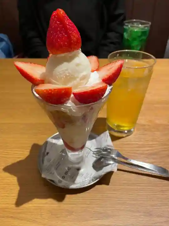 稲荷大明神(そごう横浜店・屋上)(神奈川県)