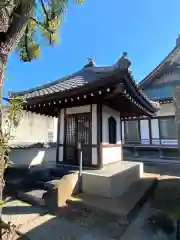 明王院の建物その他