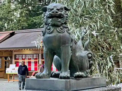 狭野神社の狛犬