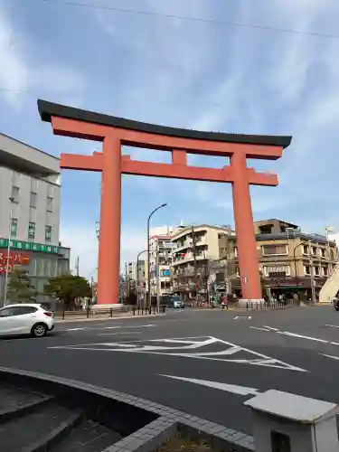 豊國神社の{uncategorized: "未分類", other: "その他", undefined: "問題あり", building: "その他建物", grave: "お墓", sacred_gate: "鳥居", guardian: "狛犬", statue: "像", buddha: "仏像", history: "歴史", nature: "自然", garden: "庭園", animal: "動物", pagoda: "塔", temizu: "手水舎", mountain_gate: "山門・神門", sanctuary: "本殿・本堂", subordinate: "末社・摂社", art: "芸術", scenery: "景色", jizo: "地蔵", ema: "絵馬", goshuin: "御朱印", omikuji: "おみくじ", items: "授与品その他", amulet: "お守り", goshuincho: "御朱印帳", eats: "食事", festival: "お祭り", votive_dance: "神楽", shichigosan: "七五三参", wedding: "結婚式", experience: "体験その他", initially: "初詣", around: "周辺", anti_infection: "感染症対策"}
