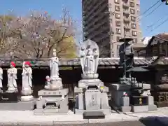 石上寺の像