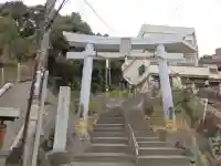 素盞鳴神社の{uncategorized: "未分類", other: "その他", undefined: "問題あり", building: "その他建物", grave: "お墓", sacred_gate: "鳥居", guardian: "狛犬", statue: "像", buddha: "仏像", history: "歴史", nature: "自然", garden: "庭園", animal: "動物", pagoda: "塔", temizu: "手水舎", mountain_gate: "山門・神門", sanctuary: "本殿・本堂", subordinate: "末社・摂社", art: "芸術", scenery: "景色", jizo: "地蔵", ema: "絵馬", goshuin: "御朱印", omikuji: "おみくじ", items: "授与品その他", amulet: "お守り", goshuincho: "御朱印帳", eats: "食事", festival: "お祭り", votive_dance: "神楽", shichigosan: "七五三参", wedding: "結婚式", experience: "体験その他", initially: "初詣", around: "周辺", anti_infection: "感染症対策"}