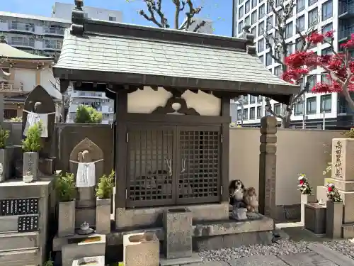 智源寺の{uncategorized: "未分類", other: "その他", undefined: "問題あり", building: "その他建物", grave: "お墓", sacred_gate: "鳥居", guardian: "狛犬", statue: "像", buddha: "仏像", history: "歴史", nature: "自然", garden: "庭園", animal: "動物", pagoda: "塔", temizu: "手水舎", mountain_gate: "山門・神門", sanctuary: "本殿・本堂", subordinate: "末社・摂社", art: "芸術", scenery: "景色", jizo: "地蔵", ema: "絵馬", goshuin: "御朱印", omikuji: "おみくじ", items: "授与品その他", amulet: "お守り", goshuincho: "御朱印帳", eats: "食事", festival: "お祭り", votive_dance: "神楽", shichigosan: "七五三参", wedding: "結婚式", experience: "体験その他", initially: "初詣", around: "周辺", anti_infection: "感染症対策"}