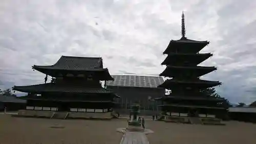 法隆寺の{uncategorized: "未分類", other: "その他", undefined: "問題あり", building: "その他建物", grave: "お墓", sacred_gate: "鳥居", guardian: "狛犬", statue: "像", buddha: "仏像", history: "歴史", nature: "自然", garden: "庭園", animal: "動物", pagoda: "塔", temizu: "手水舎", mountain_gate: "山門・神門", sanctuary: "本殿・本堂", subordinate: "末社・摂社", art: "芸術", scenery: "景色", jizo: "地蔵", ema: "絵馬", goshuin: "御朱印", omikuji: "おみくじ", items: "授与品その他", amulet: "お守り", goshuincho: "御朱印帳", eats: "食事", festival: "お祭り", votive_dance: "神楽", shichigosan: "七五三参", wedding: "結婚式", experience: "体験その他", initially: "初詣", around: "周辺", anti_infection: "感染症対策"}
