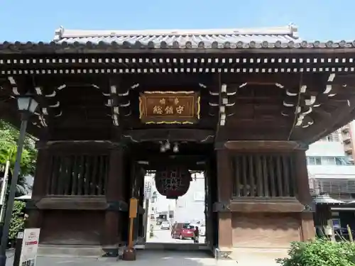 櫛田神社の山門・神門