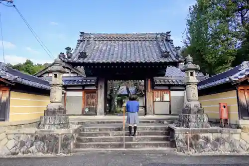 高蔵寺の山門・神門