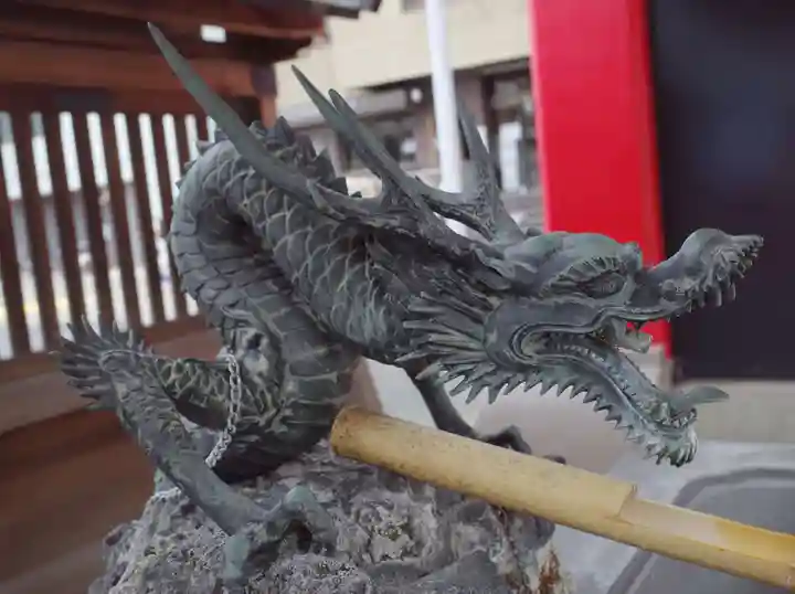 鷲神社の手水舎