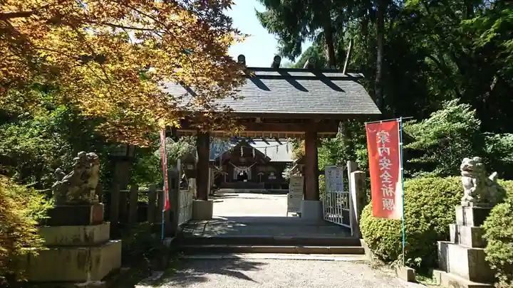 神明社の山門・神門