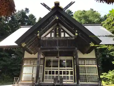 由仁神社の本殿・本堂