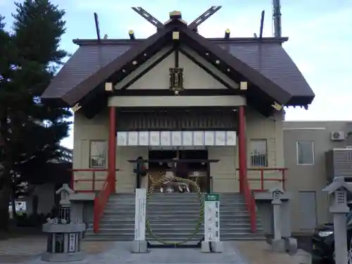 新川皇大神社の本殿・本堂