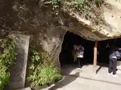 銭洗弁財天宇賀福神社(神奈川県)