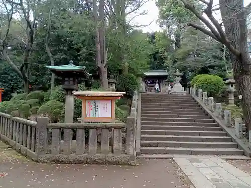 駒込稲荷神社の庭園