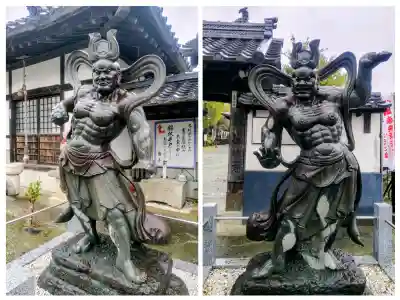 祇園山 徳城寺の{uncategorized: "未分類", other: "その他", undefined: "問題あり", building: "その他建物", grave: "お墓", sacred_gate: "鳥居", guardian: "狛犬", statue: "像", buddha: "仏像", history: "歴史", nature: "自然", garden: "庭園", animal: "動物", pagoda: "塔", temizu: "手水舎", mountain_gate: "山門・神門", sanctuary: "本殿・本堂", subordinate: "末社・摂社", art: "芸術", scenery: "景色", jizo: "地蔵", ema: "絵馬", goshuin: "御朱印", omikuji: "おみくじ", items: "授与品その他", amulet: "お守り", goshuincho: "御朱印帳", eats: "食事", festival: "お祭り", votive_dance: "神楽", shichigosan: "七五三参", wedding: "結婚式", experience: "体験その他", initially: "初詣", around: "周辺", anti_infection: "感染症対策"}