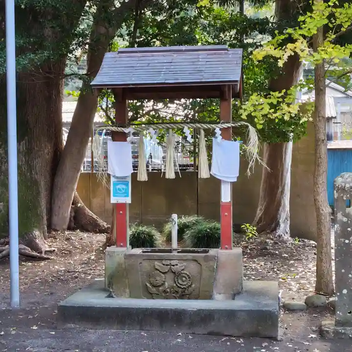 部田神社の手水舎