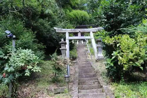 大六天麻王神社の鳥居