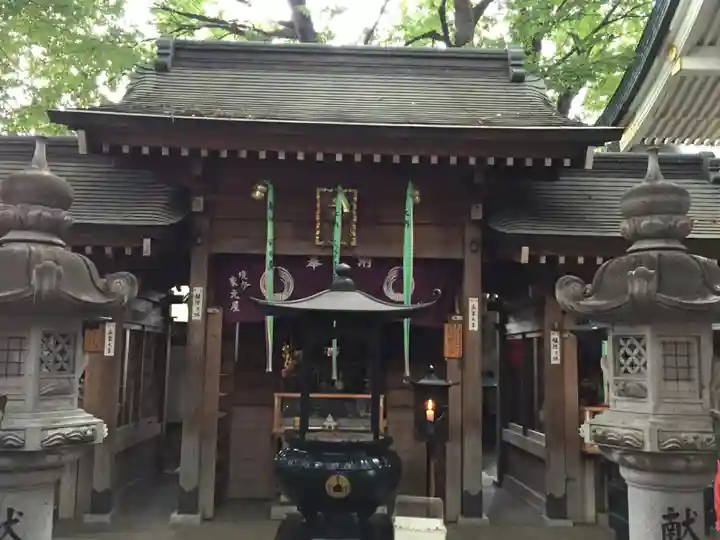 豊川稲荷東京別院の本殿・本堂