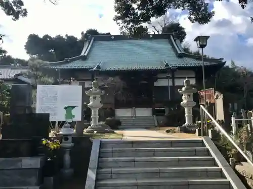 光照寺の本殿・本堂