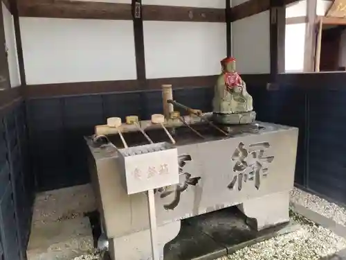 関善光寺の手水舎