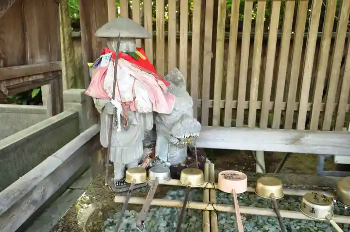霊山寺の手水舎