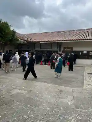 波上宮の{uncategorized: "未分類", other: "その他", undefined: "問題あり", building: "その他建物", grave: "お墓", sacred_gate: "鳥居", guardian: "狛犬", statue: "像", buddha: "仏像", history: "歴史", nature: "自然", garden: "庭園", animal: "動物", pagoda: "塔", temizu: "手水舎", mountain_gate: "山門・神門", sanctuary: "本殿・本堂", subordinate: "末社・摂社", art: "芸術", scenery: "景色", jizo: "地蔵", ema: "絵馬", goshuin: "御朱印", omikuji: "おみくじ", items: "授与品その他", amulet: "お守り", goshuincho: "御朱印帳", eats: "食事", festival: "お祭り", votive_dance: "神楽", shichigosan: "七五三参", wedding: "結婚式", experience: "体験その他", initially: "初詣", around: "周辺", anti_infection: "感染症対策"}