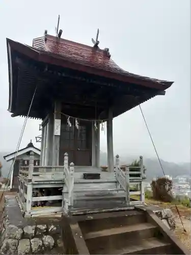 尾崎神社の本殿・本堂