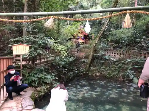 八重垣神社の庭園