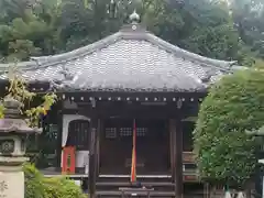 安養院の本殿