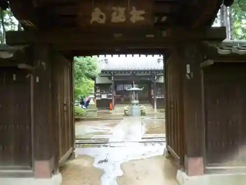 豪徳寺の山門・神門