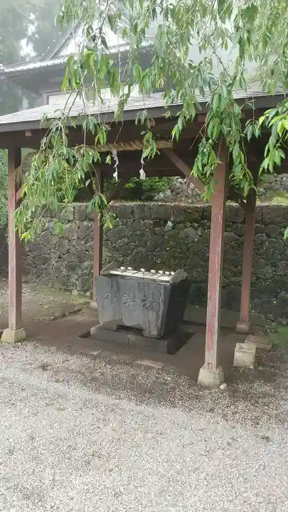 村山浅間神社の手水舎