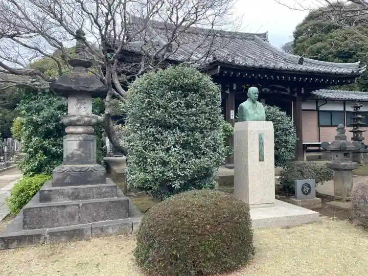 與楽寺の{uncategorized: "未分類", other: "その他", undefined: "問題あり", building: "その他建物", grave: "お墓", sacred_gate: "鳥居", guardian: "狛犬", statue: "像", buddha: "仏像", history: "歴史", nature: "自然", garden: "庭園", animal: "動物", pagoda: "塔", temizu: "手水舎", mountain_gate: "山門・神門", sanctuary: "本殿・本堂", subordinate: "末社・摂社", art: "芸術", scenery: "景色", jizo: "地蔵", ema: "絵馬", goshuin: "御朱印", omikuji: "おみくじ", items: "授与品その他", amulet: "お守り", goshuincho: "御朱印帳", eats: "食事", festival: "お祭り", votive_dance: "神楽", shichigosan: "七五三参", wedding: "結婚式", experience: "体験その他", initially: "初詣", around: "周辺", anti_infection: "感染症対策"}