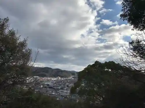 足高神社の景色