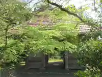 多禰寺の山門・神門