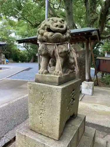 枝光八幡宮の狛犬