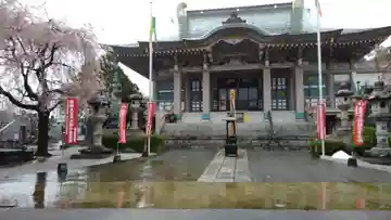 多聞寺の本殿・本堂