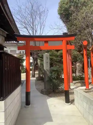 三輪神社の鳥居